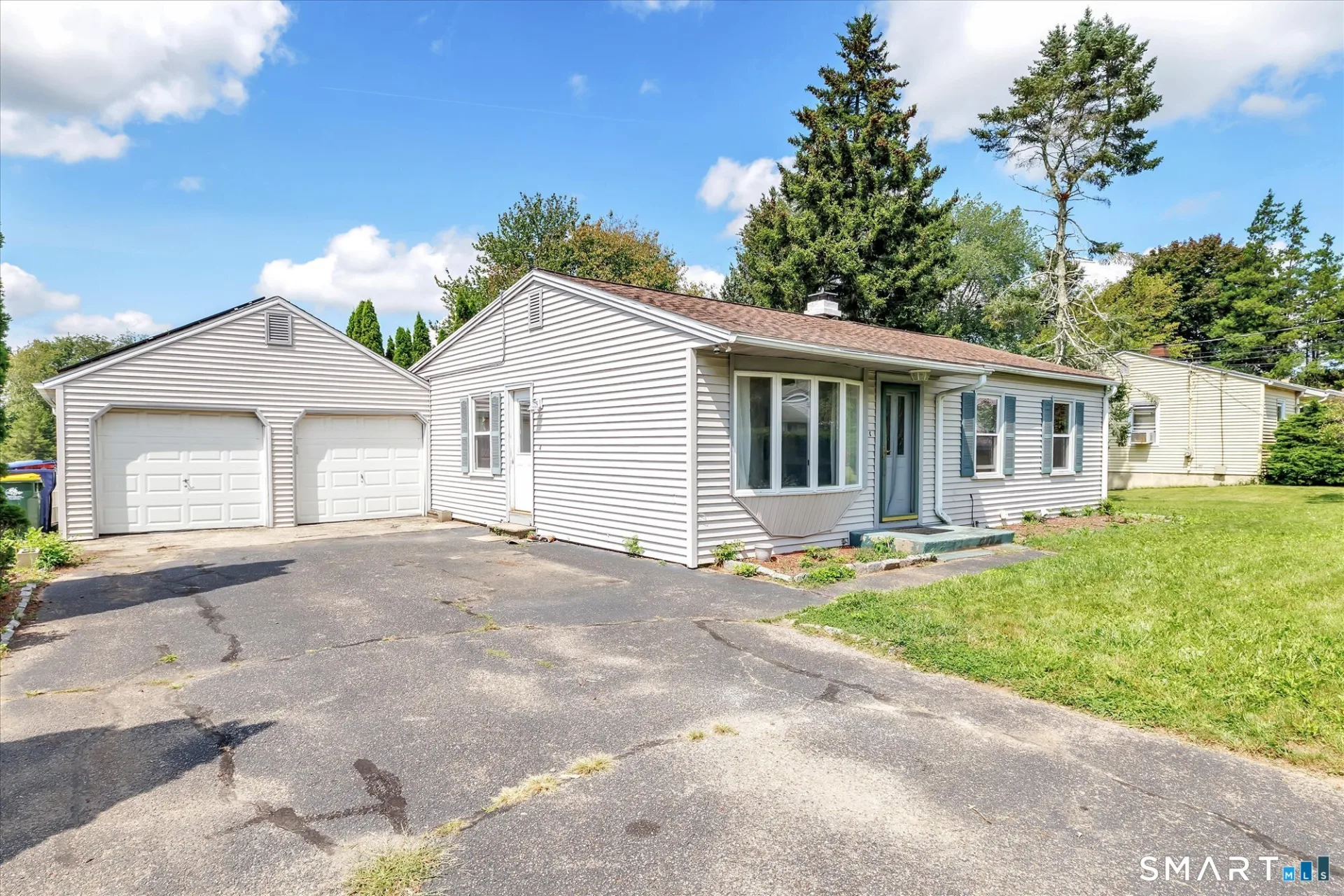 12 Crestwood Road, Ansonia, CT
