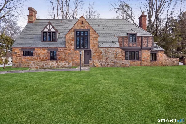 1085 Ridge Road, Hamden, CT