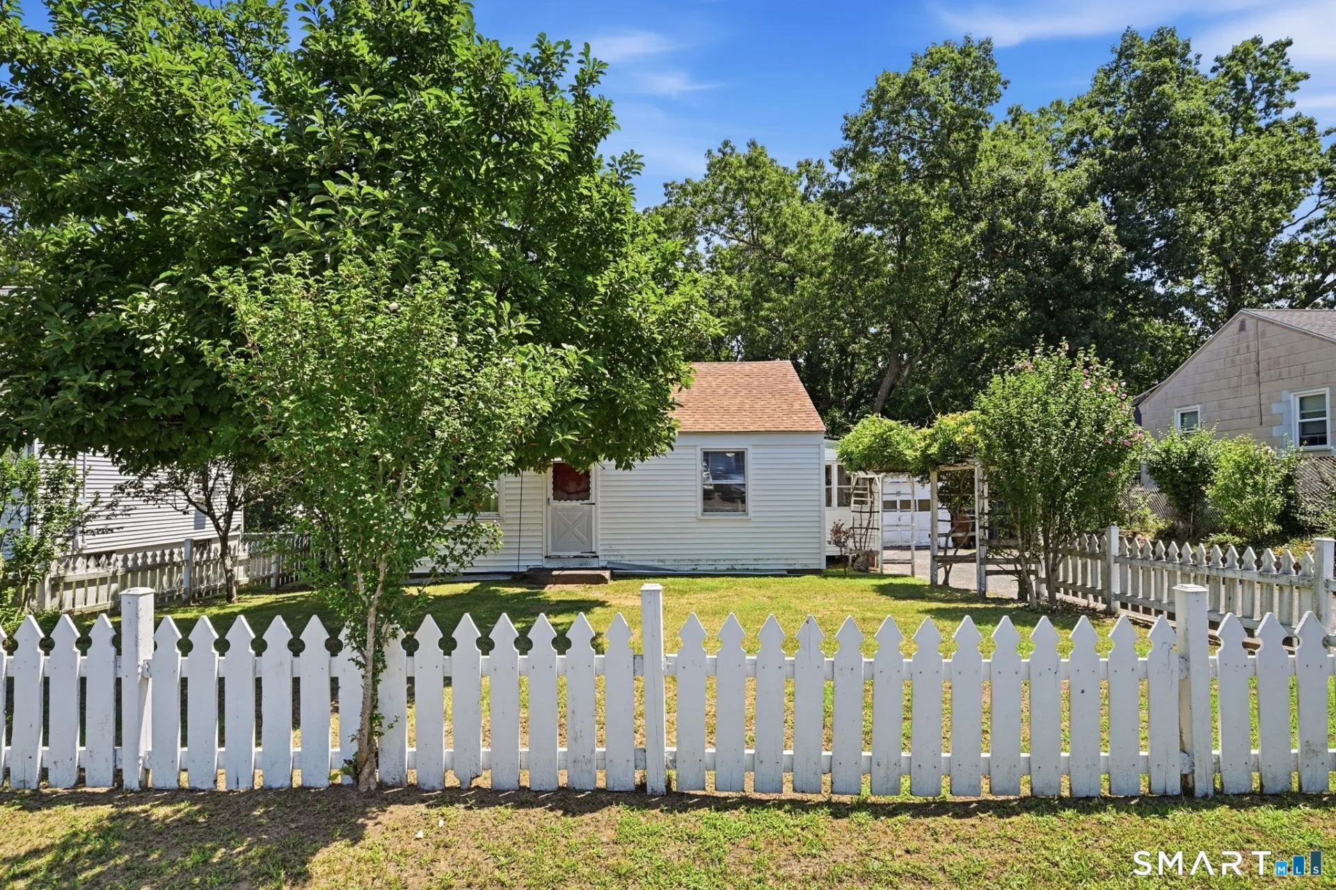 14 Pine Hill Road, Enfield, CT