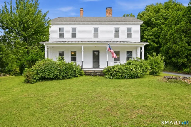 192 Center Street