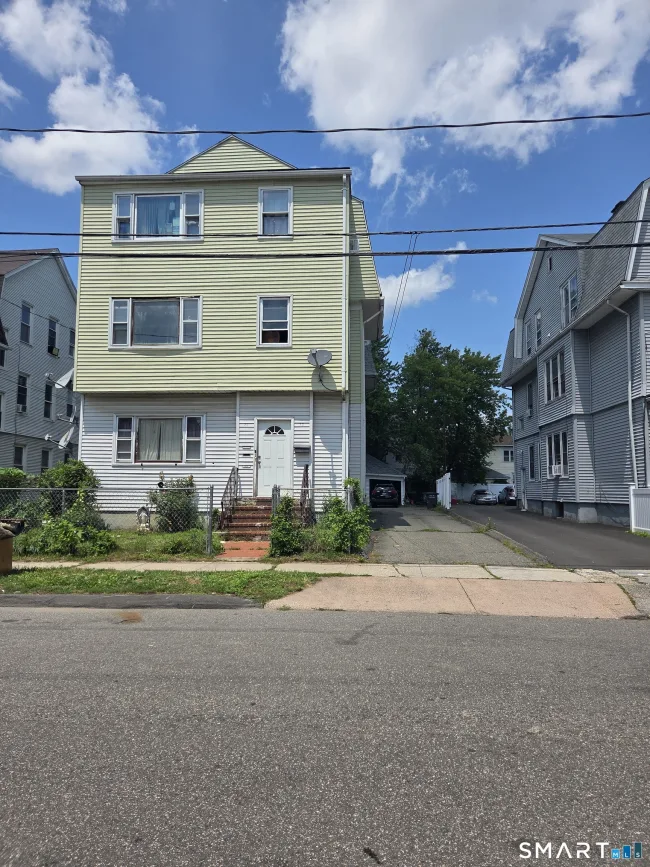 30-32 Wayland Street