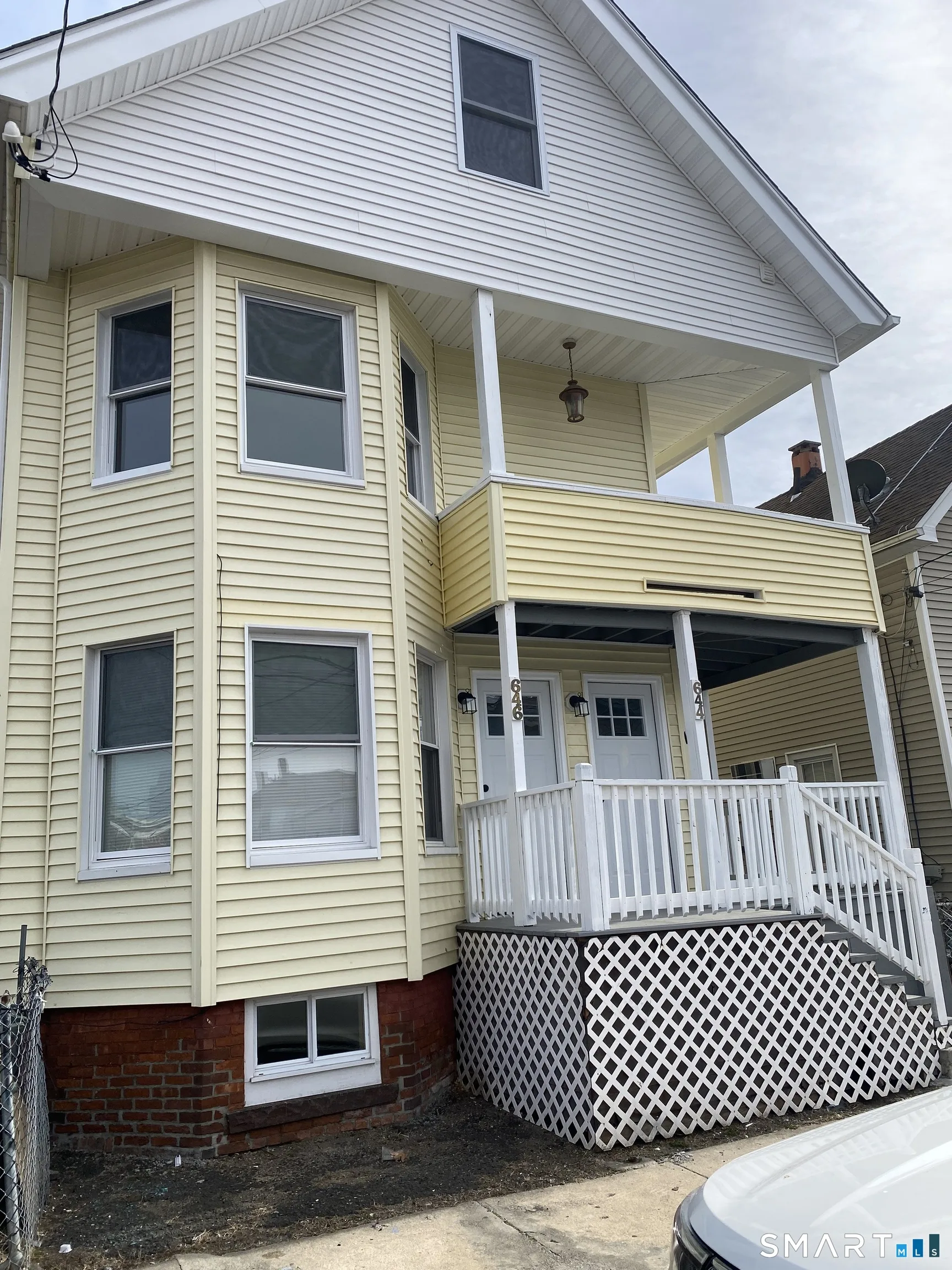644-646 Hallett Street, Bridgeport, CT
