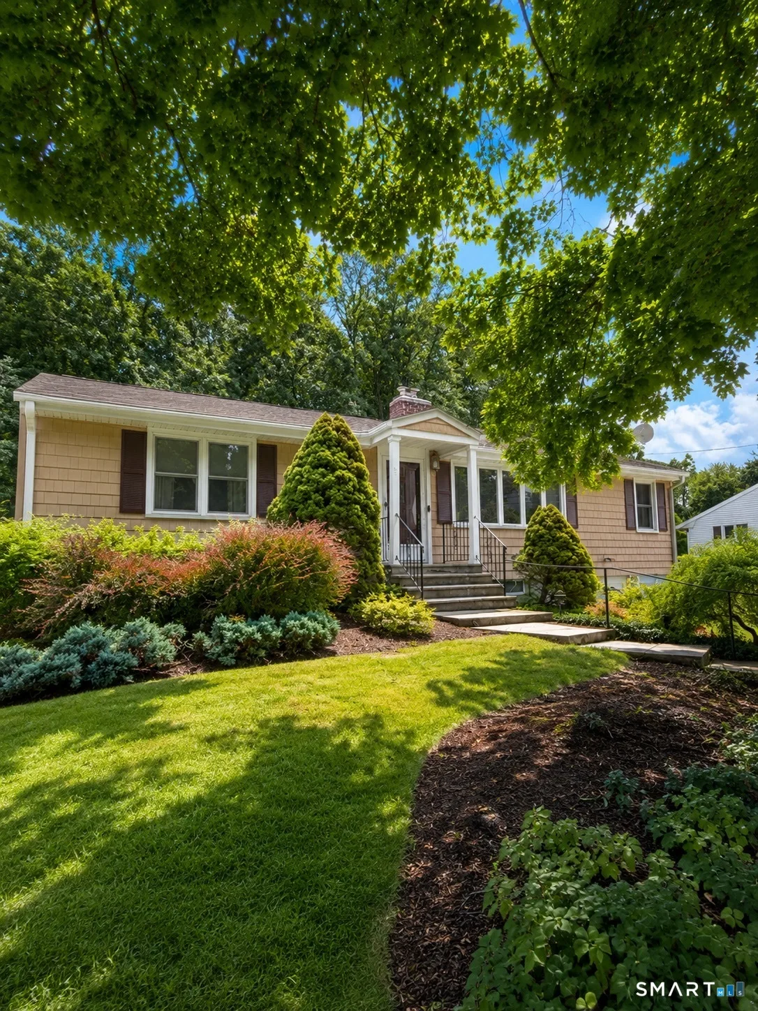 85 Euclid Avenue, Stratford, CT