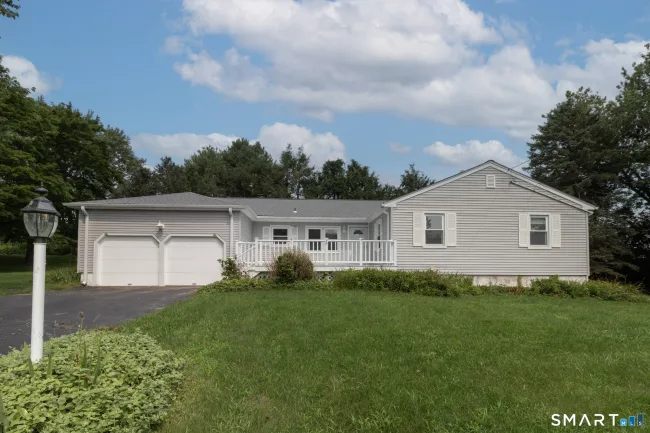 605 South Greenbrier Drive