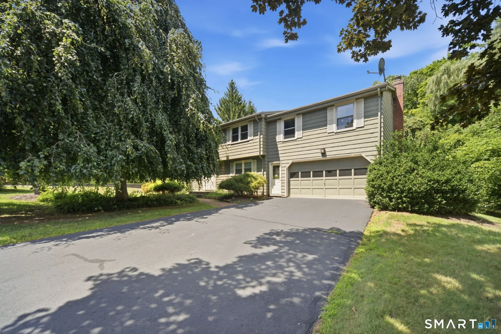 40 Eastview Drive, Windsor, CT
