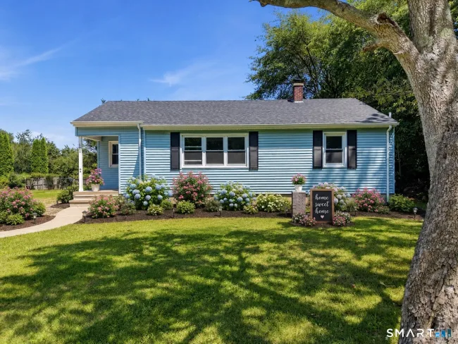 133 Bloomingdale Road, Waterford, CT