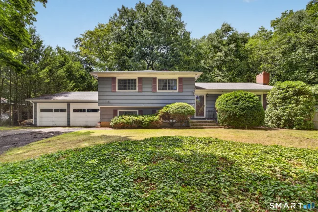 1526 Hartford Turnpike, North Haven, CT