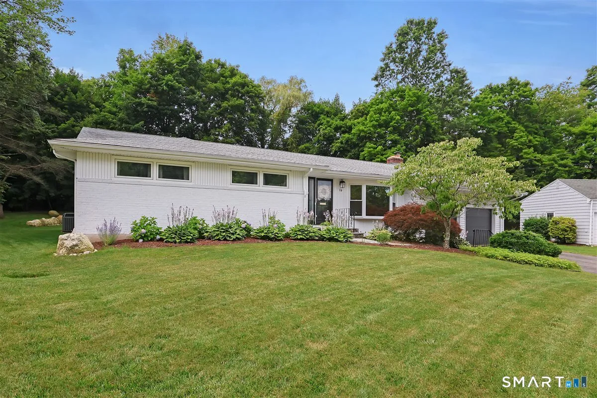 19 Tanglewood Road, West Hartford, CT