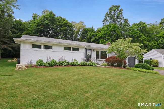 19 Tanglewood Road, West Hartford, CT