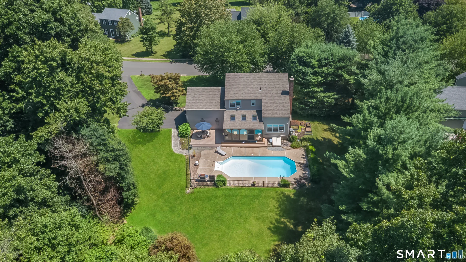 Fairlawn Drive, Wallingford, CT