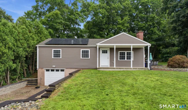 11 Lake Road