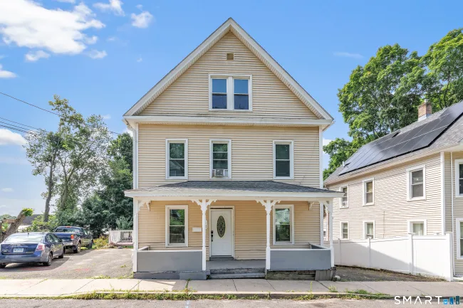 17 Sarsfield Street
