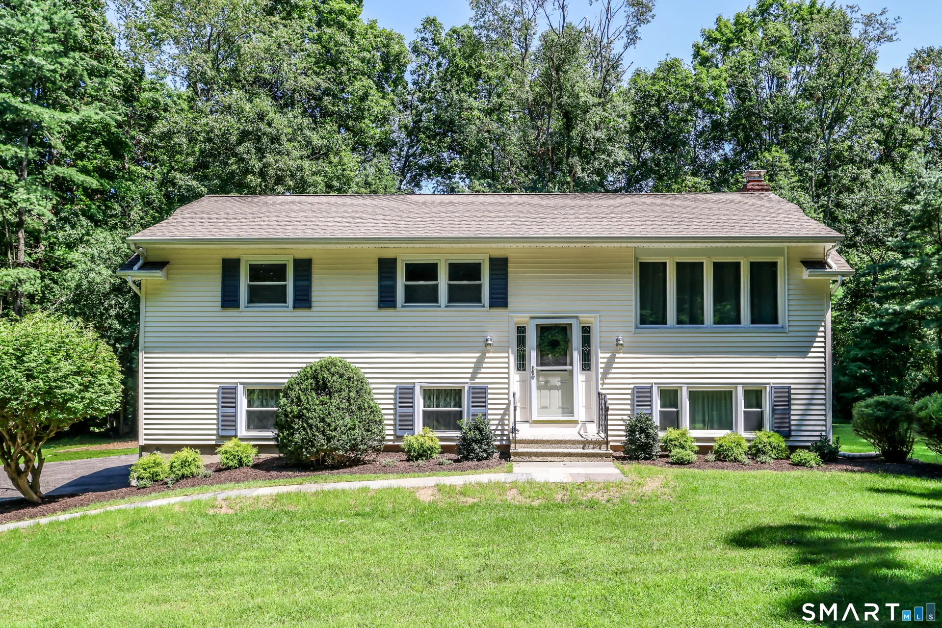 4 Beaver Bog Road, New Fairfield, CT