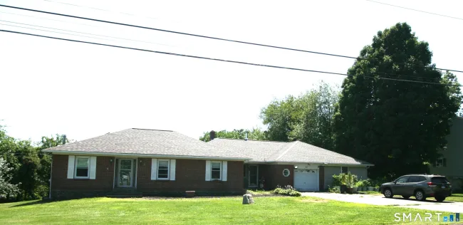 40 Waller Avenue