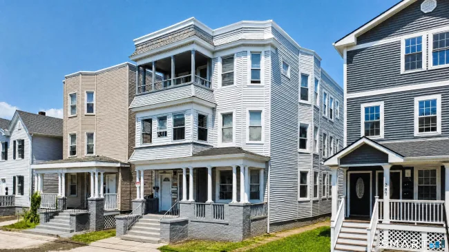 289 Division Street