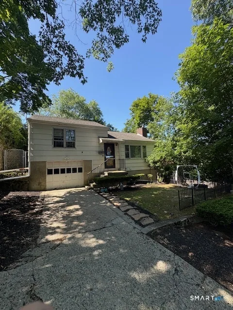 50 Crest Street