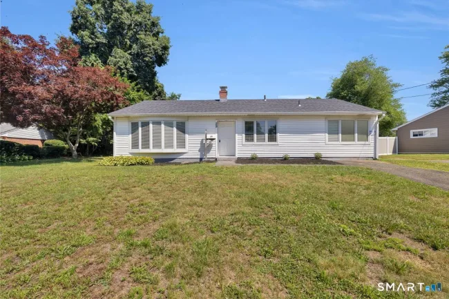 29 Coolidge Street, Windsor Locks, CT