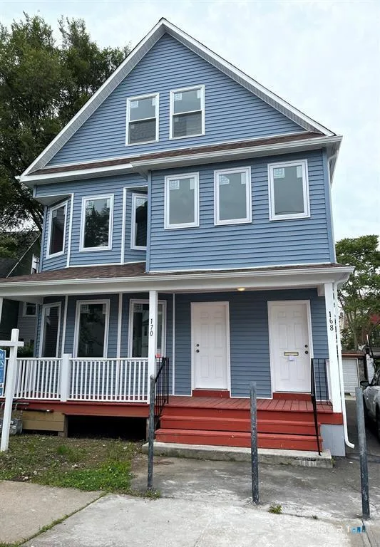 168-170 Kelsey Street, Bridgeport, CT