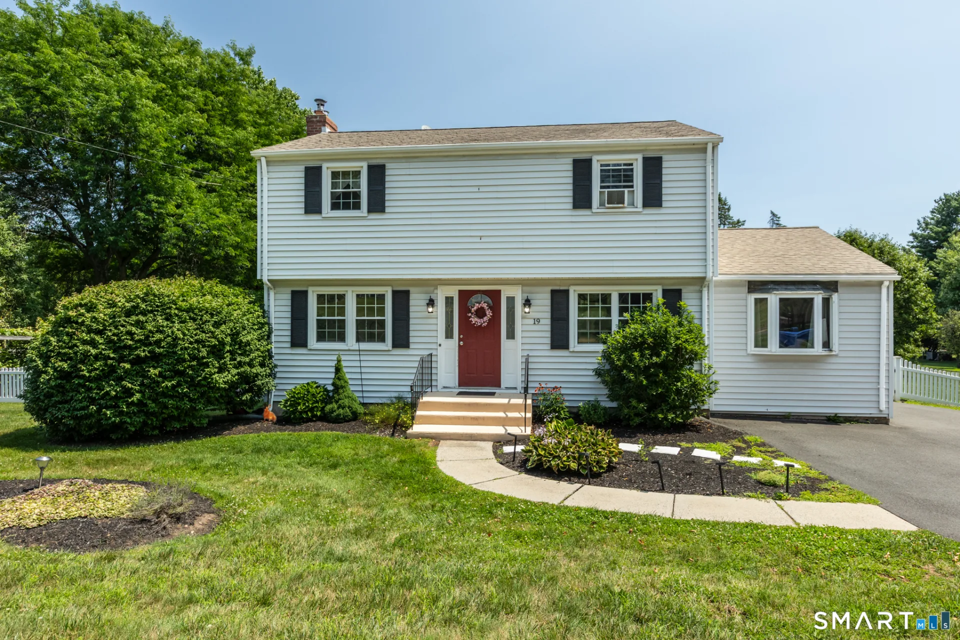 19 Hillside Drive, Ellington, CT