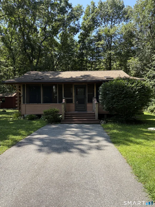 36 Lakeview Heights, Lebanon, CT
