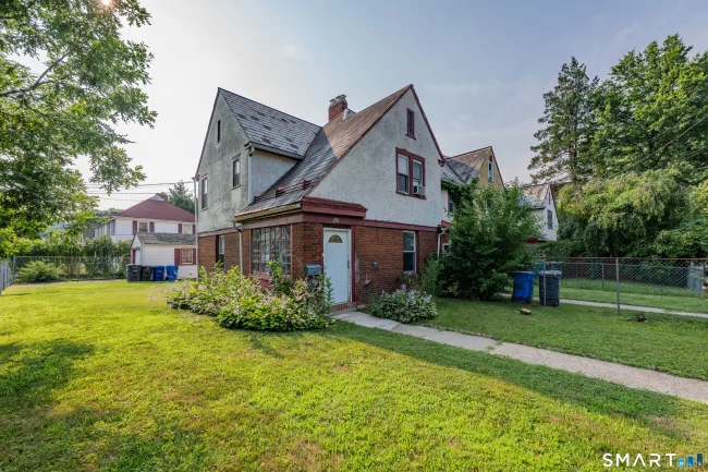 250 Hillside Avenue