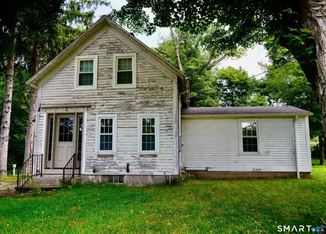 24 Trumbull Highway, Lebanon, CT
