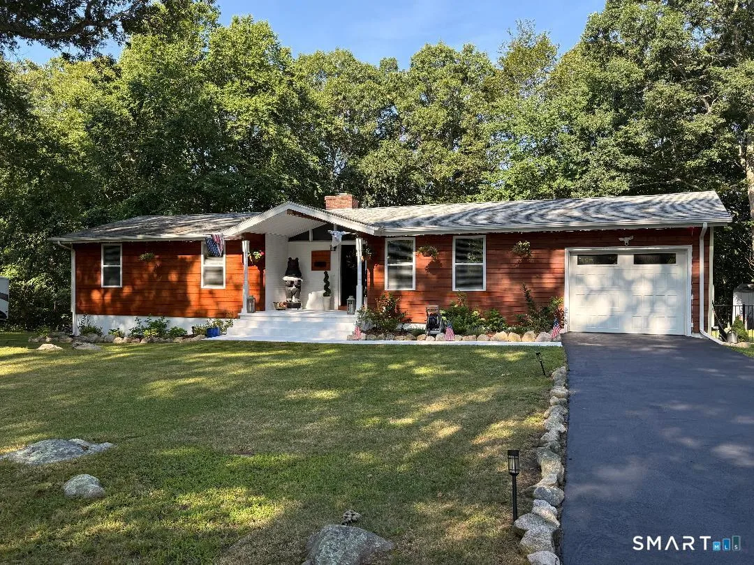 20 Eagle Ridge Drive, Ledyard, CT