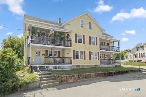 12-16 Battey Street, Putnam, CT
