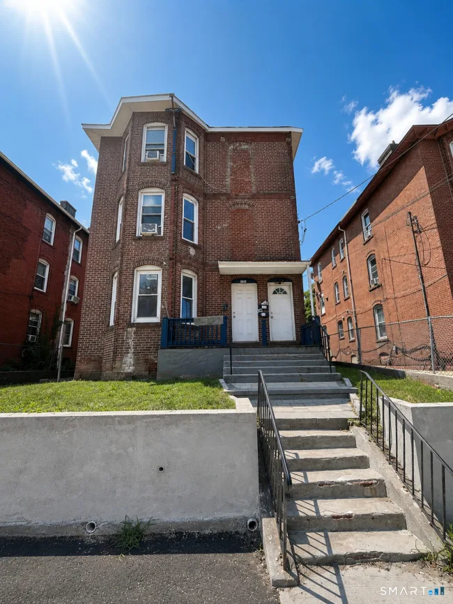 171 Babcock Street