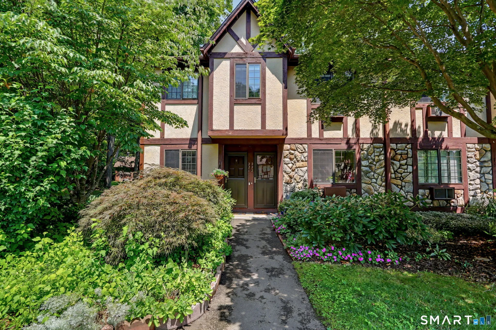 221 Foxwood Lane #221, Milford, CT