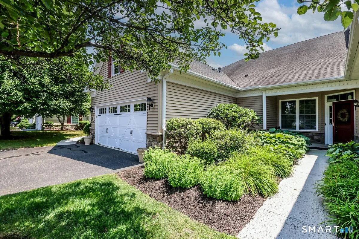 13 Watkins Drive #13, Newtown, CT