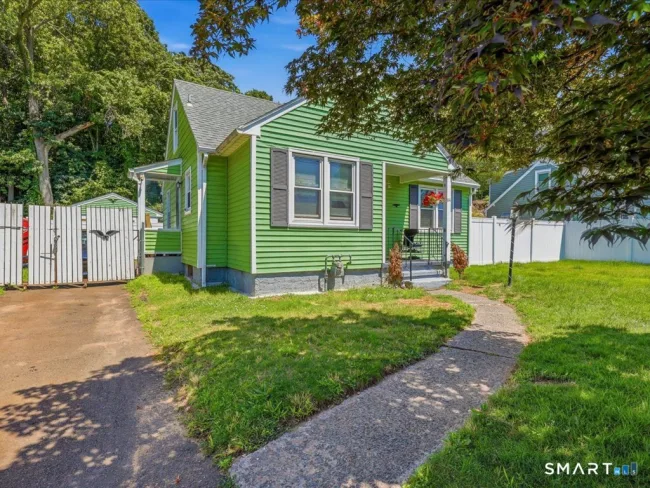 84 Barnes Avenue, New Haven, CT