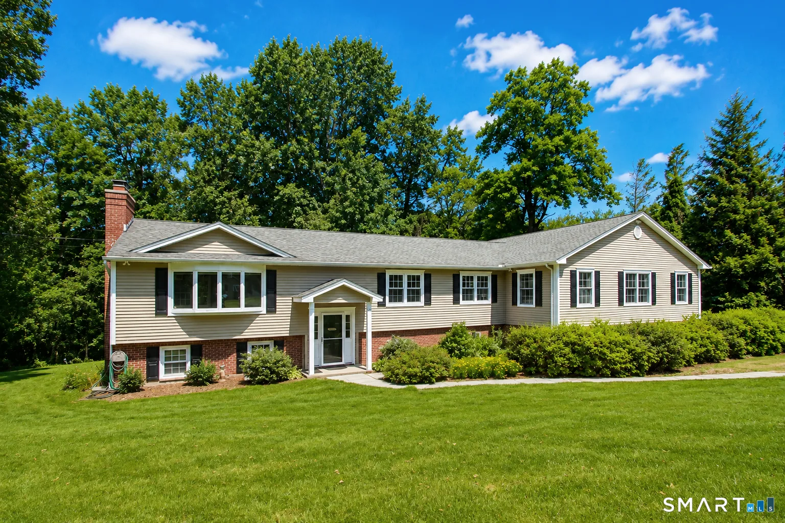 325 Manley Heights Road, Orange, CT