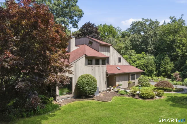 11 Fire Hill Lane, Redding, CT