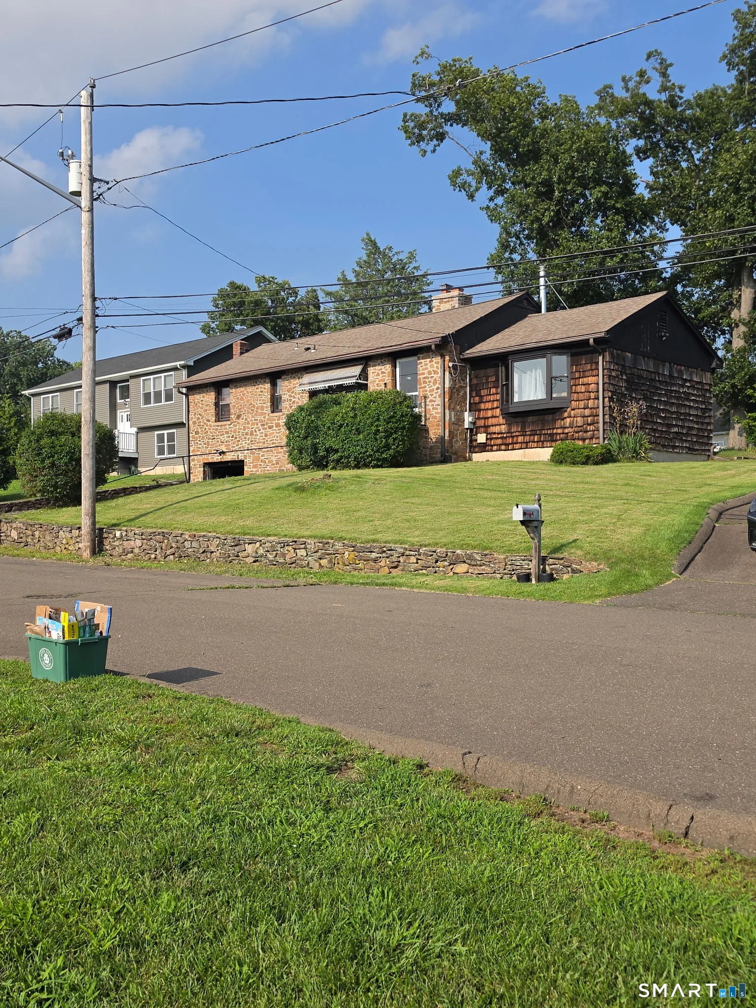 35 Sherman Terrace, North Haven, CT