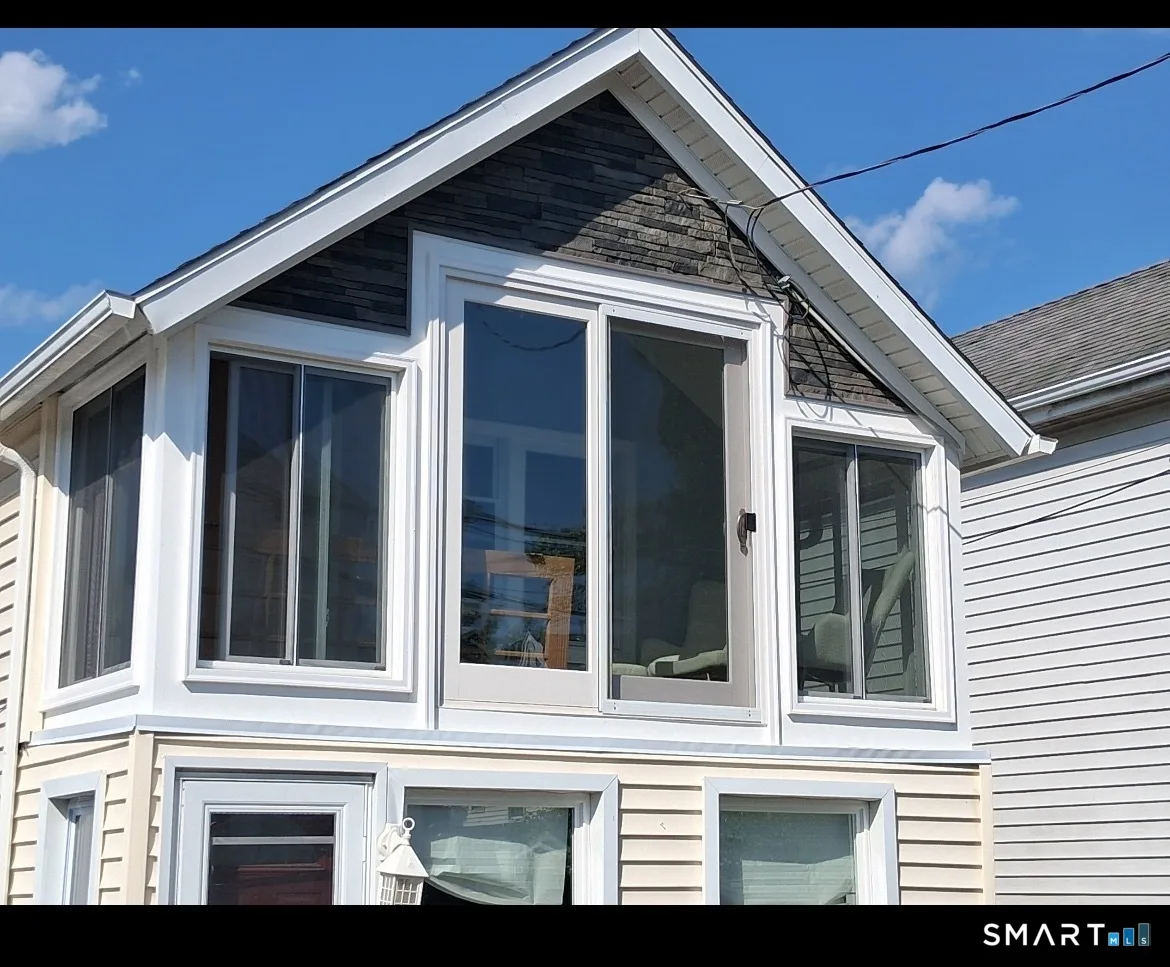 9 Wood Avenue, Milford, CT