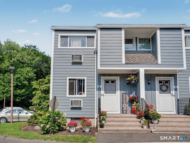 16 Donna Drive #1