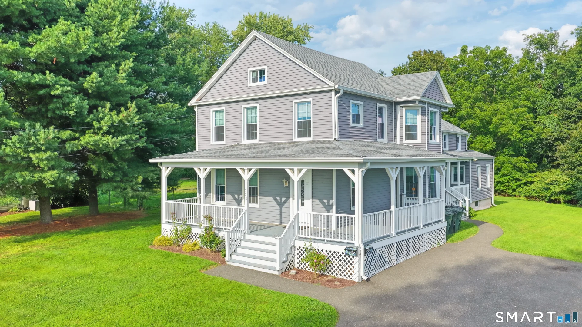 592 Pond Point Avenue, Milford, CT