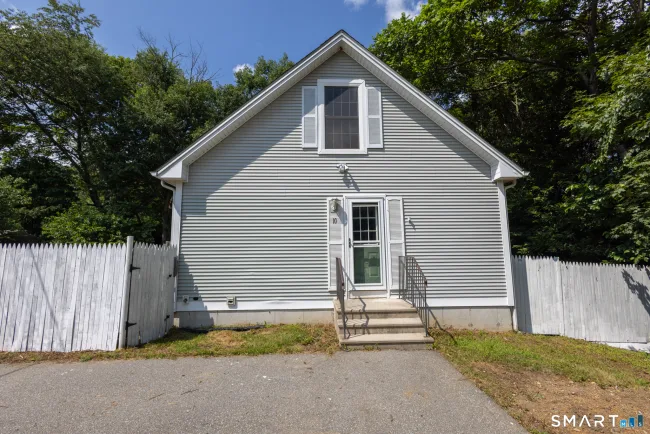 10 Russell Avenue