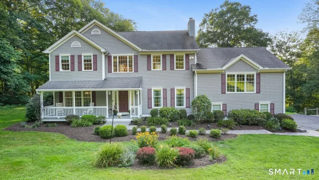 32 Pine Tree Hill Road, Newtown, CT