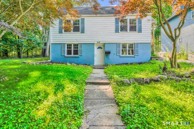 210 Berkeley Avenue, Waterbury, CT
