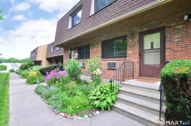 895 Matthews Street #9, Bristol, CT