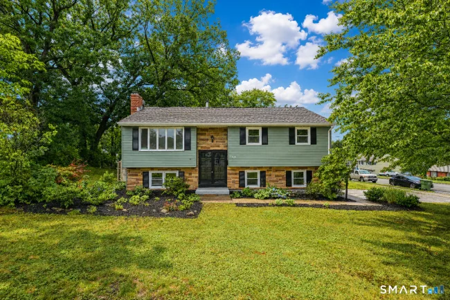 225 Stonecrest Drive, Bristol, CT