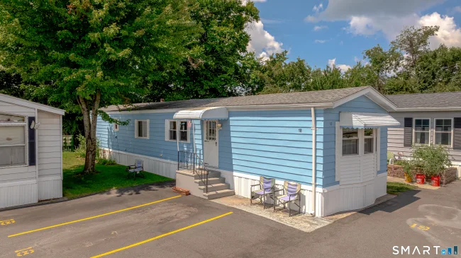 14 Laurel View Park