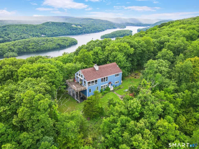 33 Skyline Drive, Sherman, CT