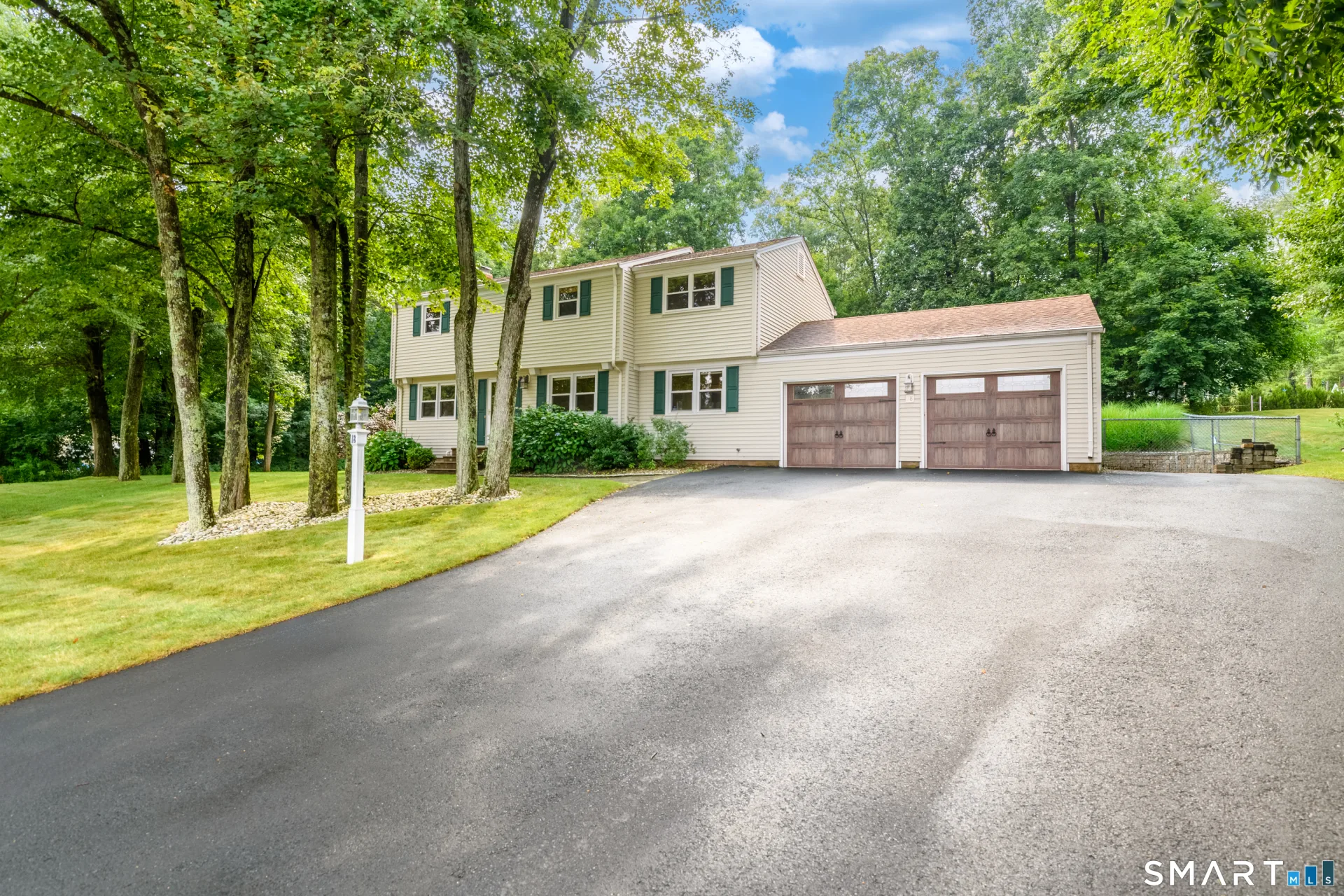 18 Hillside Drive, Ellington, CT