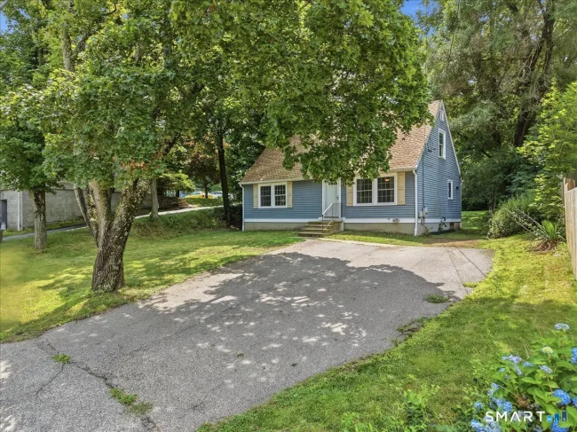124 Yantic Road