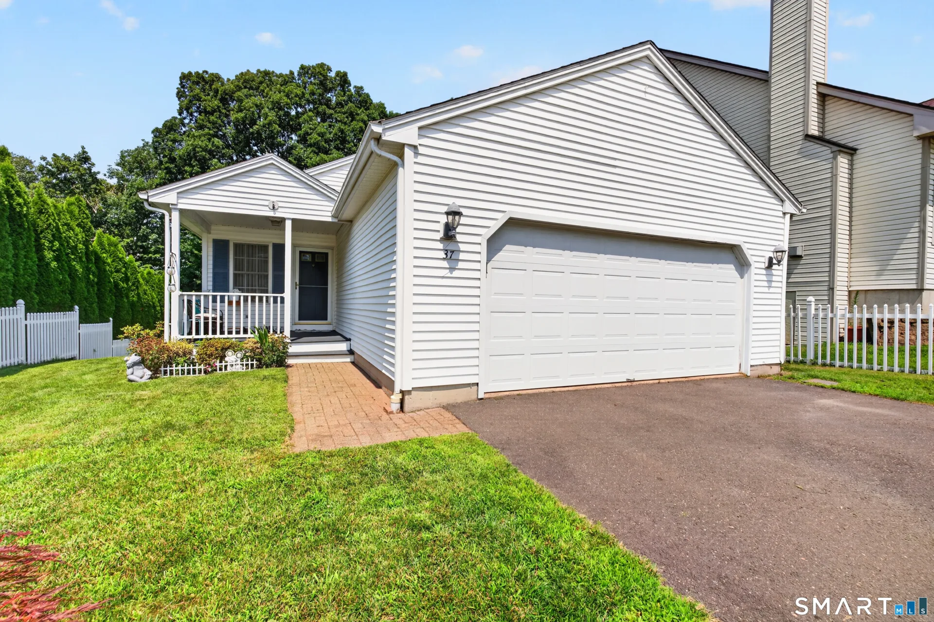 37 Adam Drive, Newington, CT