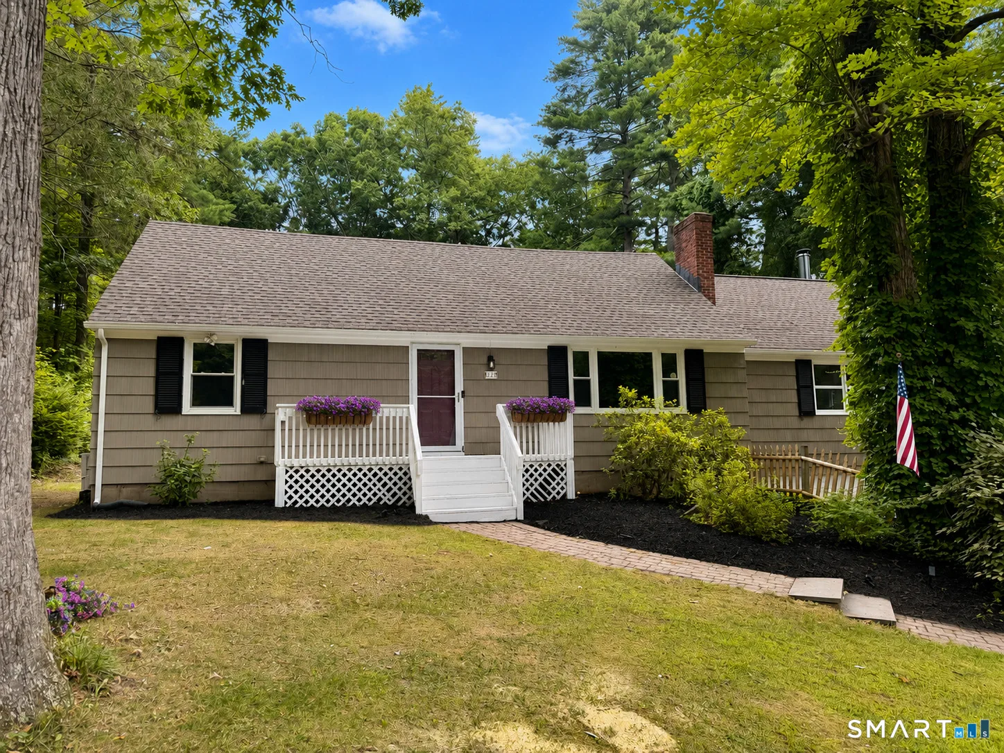 22 Willard Street, Simsbury, CT