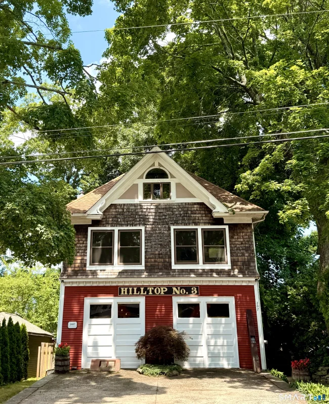 207 Summit Street